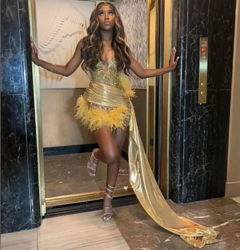 Luxury Short Prom Dresses For Black Girls Crystals Women Birthday Party Dresses African Evening Gown Robe De Customized