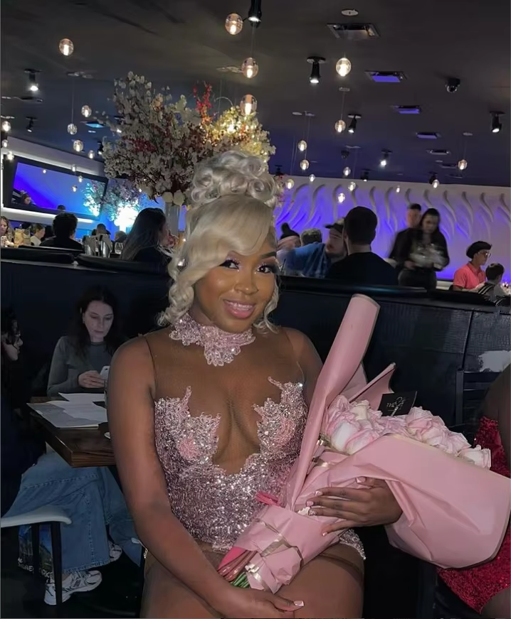 Pink Luxury Homecoming Dresses Beaded Rhinestone Sequins Prom Dresses Sexy Tulle Birthday Party Dresses