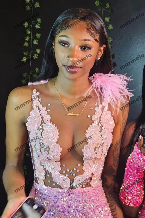 Luxury Short Pink Prom Homecoming Dress with Train Applique Crystal Black Girl Birthday Celebrity Gown