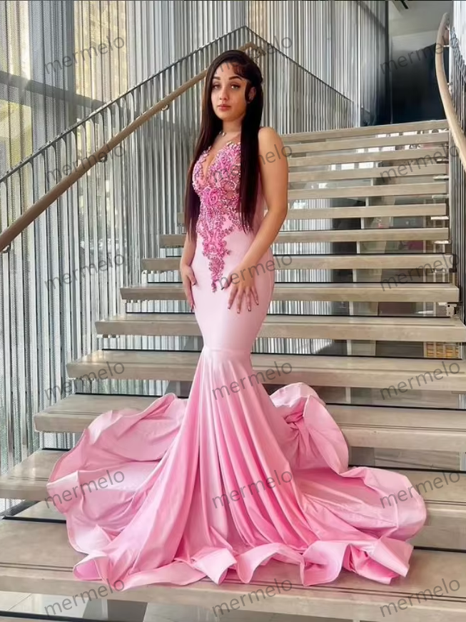 Light Pink Light Luxury Cocktail Dresses Diamonds Beaded Sequins
