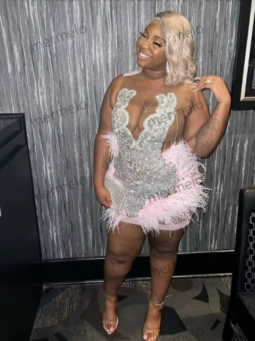 Pink Short Graduation Gowns Glitter Diamante Pearls Feathers Homecoming Dresses Black Girls Sexy Cocktail Dresses
