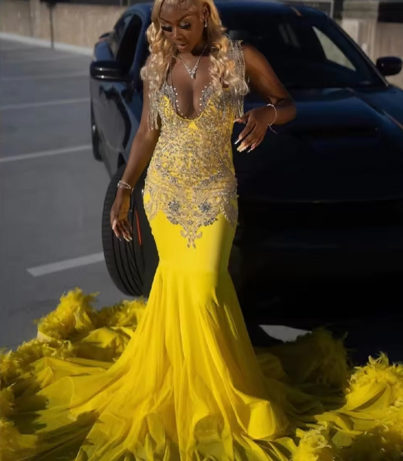 Customized Yellow Mermaid Prom Dress 2025 For Black Girls Silver Diamond Crystal Beaded Feather Evening Party Gown