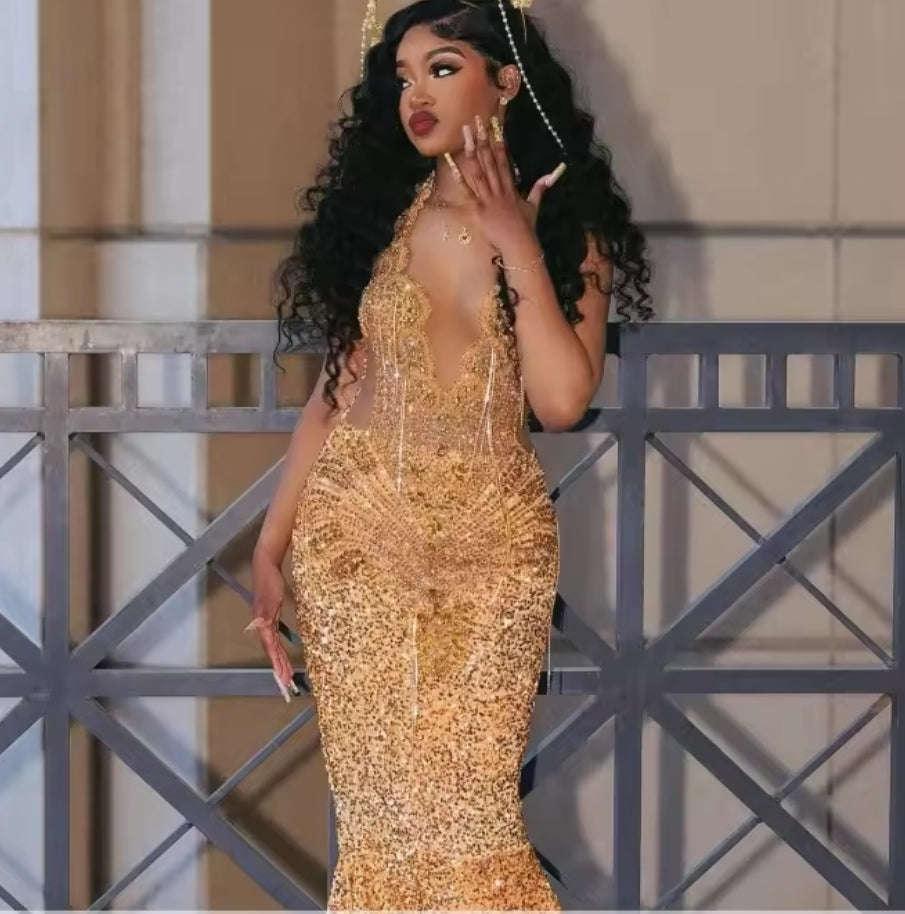 Parkly Gold Prom Dresses Luxury 2025 Halter Rhinestone Crystal Mermaid Party Gowns Black Girls Formal Occasion Evening Dress
