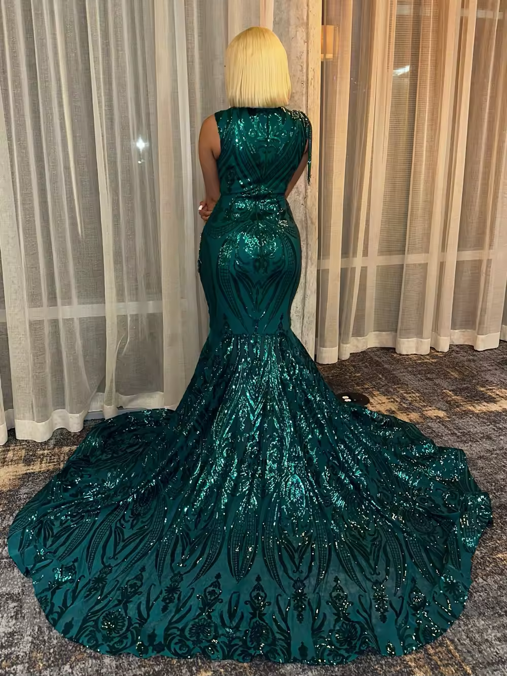 Elegant Green Mermaid Prom Gowns for Black Girls Luxury Beaded Crystals Lace Long Prom Dresses 2025 Sleeveless Customized