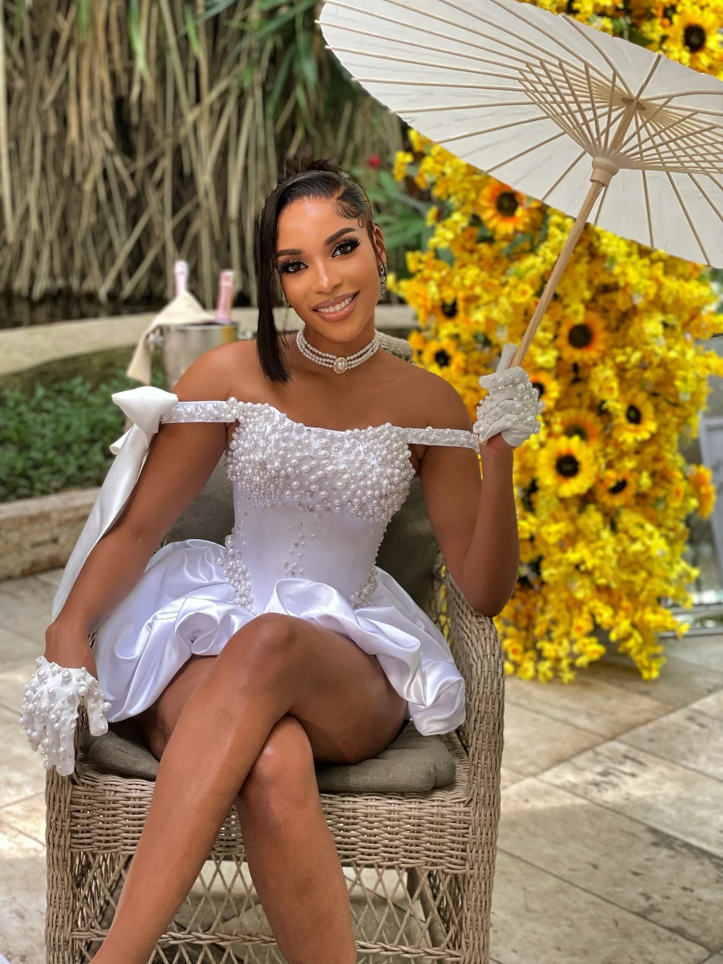 Luxury Pearls White Mini Dress Women Formal Party Dresses Hand Beaded Short Prom Gown Bow Sleeves Wedding Party Dress Custom