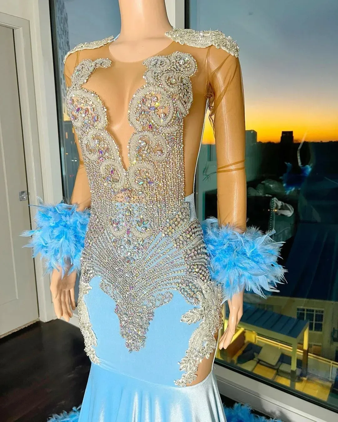 New Blue Velvet Mermaid Luxurious Prom Dresses Beaded Crystals Feather Evening Formal Party Second Reception Birthday Party