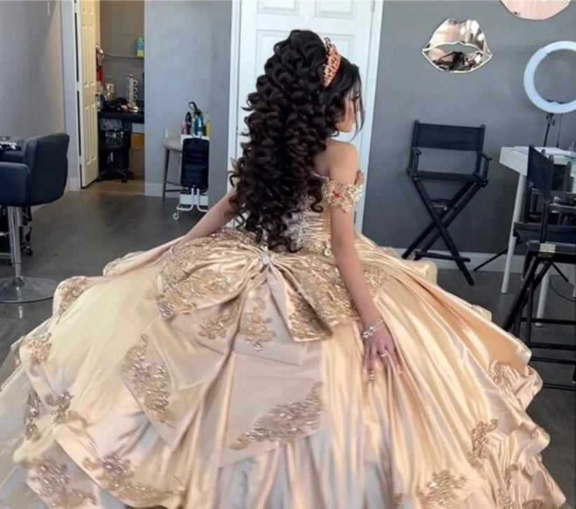 Princess Mexico Champagne Gold Quinceanera Dresses Off The Shoulder Satin Ruffels Ball Gown Sweet 16 Dresses vestidos