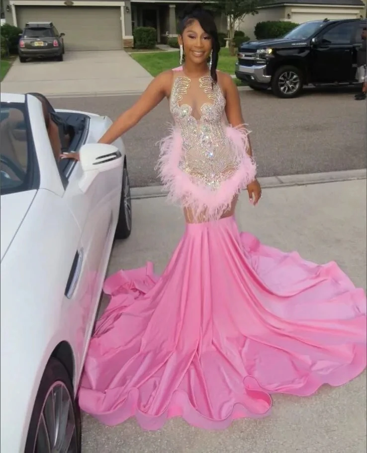 Hot Pink African Prom Dress for Women 2024 Luxury Crystal Feather Trumpet Evening Pageant Gown robe de soiree de luxury