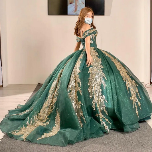 Dark Green Mexican Sweet 15 Quinceanera Dresses with Gold Applique Sequin Ball Gown Prom Dress Sweep Train vestidos de xv a&ntilde;os