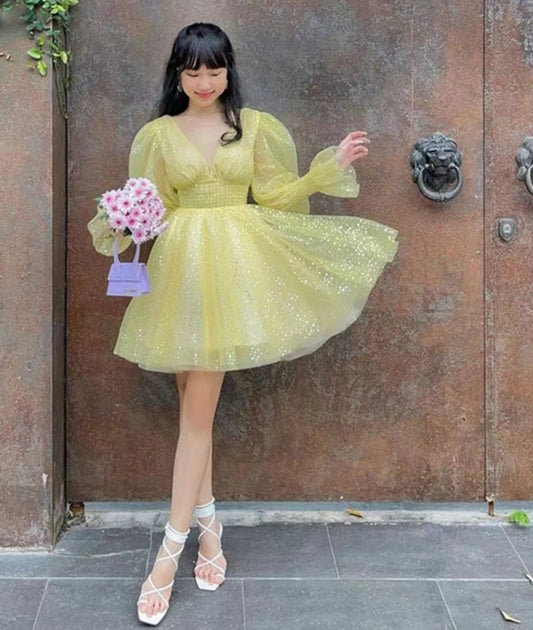Yellow Glitter Tulle V-neck Homecoming Dresses Puff Sleeves Above Knee Cocktail Dresses Vestidos De Novia Party Dress