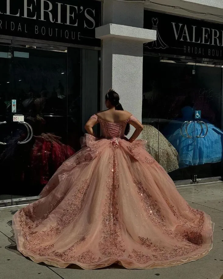 Blush Pink Sparkly Princess Quinceanera Dresses Off Shoulder Gillter Applique Ruffles Lace-up Corset Prom vestidos de xv