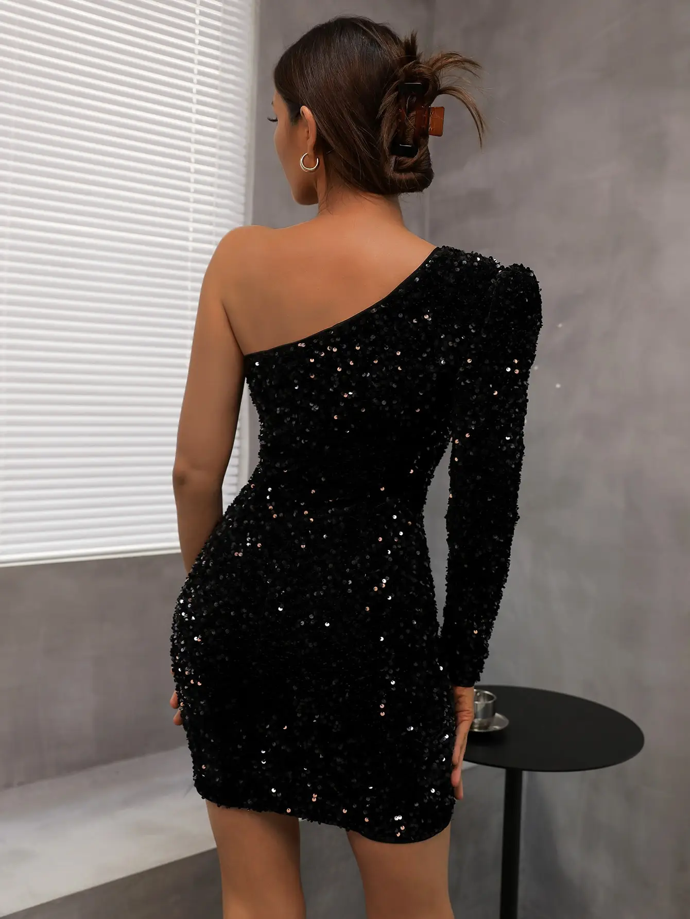 Elegant Dress Black One Shoulder Sexy Cocktail Dress Summer Dress Fashion Irregular Sleeveless Sequin Dress For Party