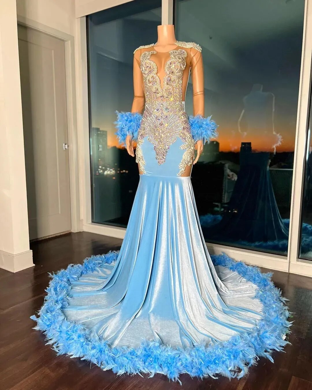 New Blue Velvet Mermaid Luxurious Prom Dresses Beaded Crystals Feather Evening Formal Party Second Reception Birthday Party