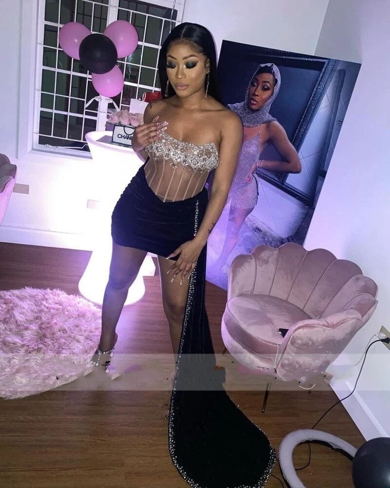 Sexy Short Black Velvet Prom Dresses 2023 For Black Girls Crystal Beads Pearls Birthday Party Cocktail Dress Robe De Bal