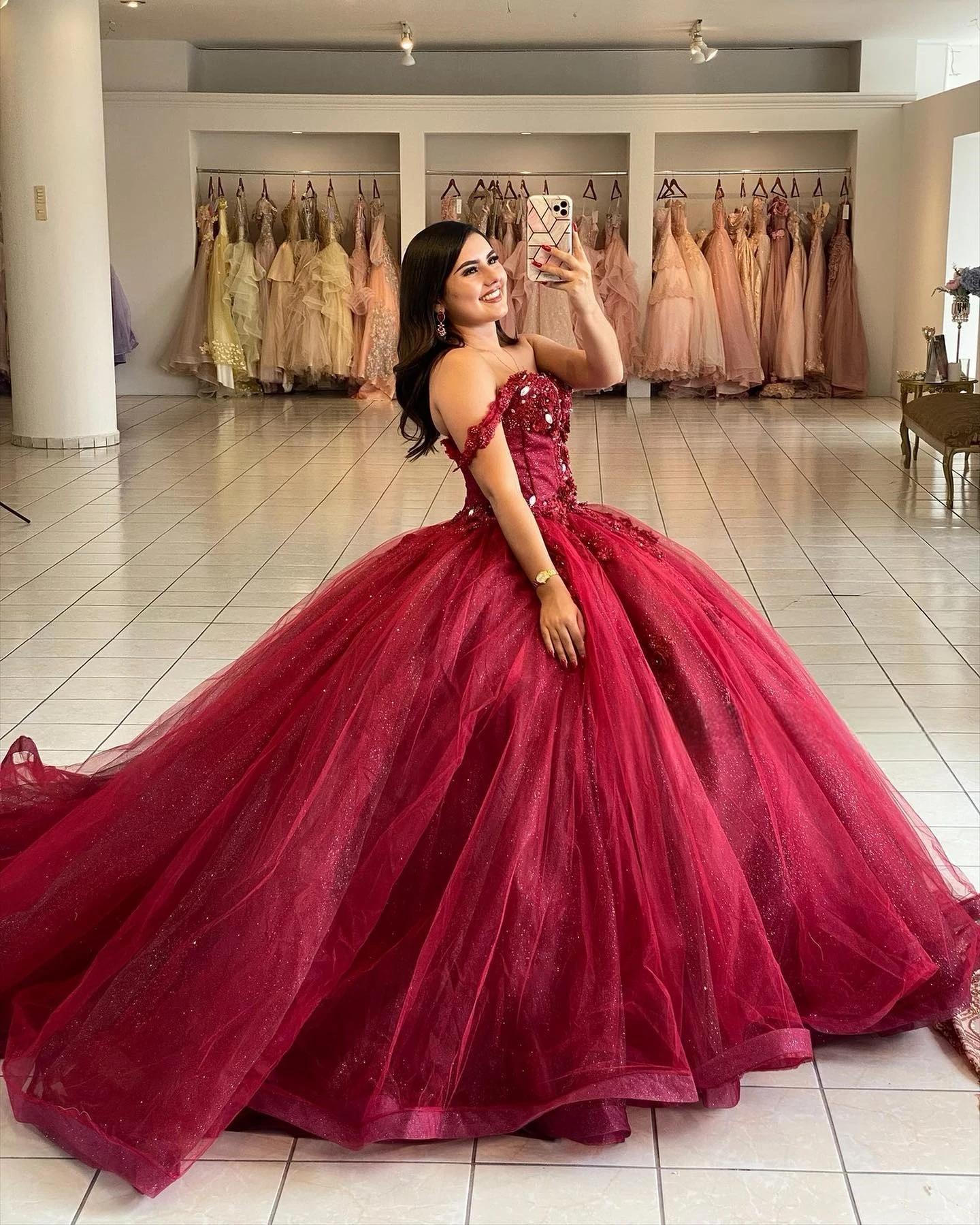 Burgundy Princess Quinceanera Dresses Ball Gown Sweetheart Tulle Appliques Sweet 16 Dresses 15 Años Custom