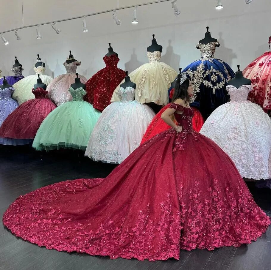 Burgundy Saprkly Quinceanera Dresses Off Shoulde Princess Boning Applique Crystal vestidos de quinceañera Sweet 15 Prom